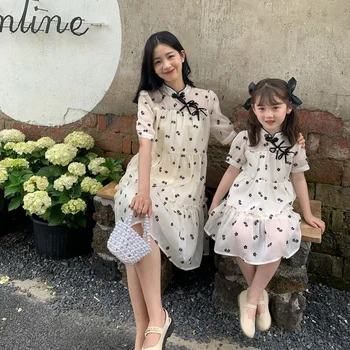 Matka a Dcéra Zodpovedajúce Rovnaké Šaty Elegantné Čínsky Štýl, Mama a Dieťa Dievčatá Kvetinové Šaty 2023 Ženy Letné Oblečenie