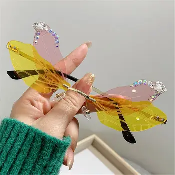 Nové Módne Dragonfly Slnečné Okuliare Ženy Muži Dizajn Značky Bling Diamond Bez Obrúčok Vlna Okuliare Luxusné Trendov Kostým Okuliare