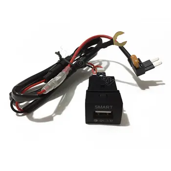 QC3.0 Rýchle Nabíjanie Nabíjací kábel do Auta Duálne Rozhranie USB Zásuvky Mobilný Telefón Rýchle Nabíjanie Adaptér príslušenstvo Pre Nissan Sylphy 2020